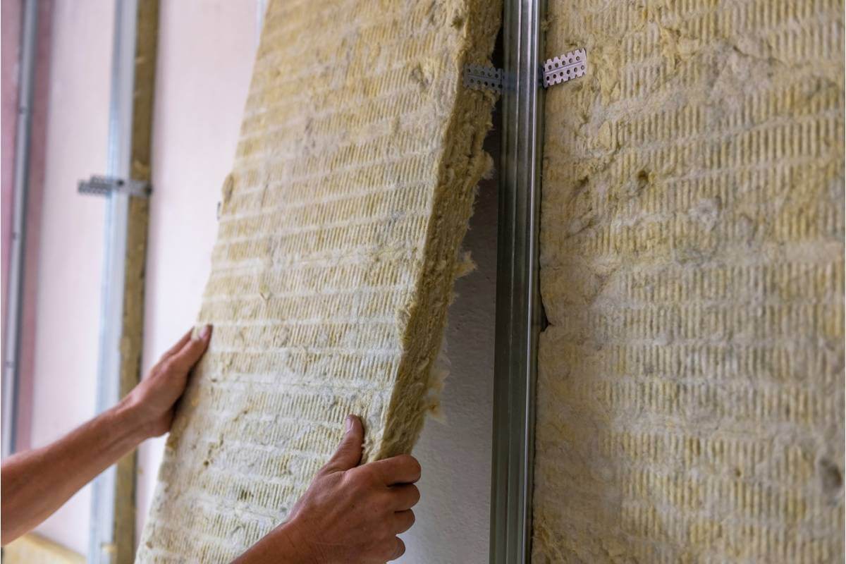 What Are The Different Types of Insulation And Their Uses? | JTD